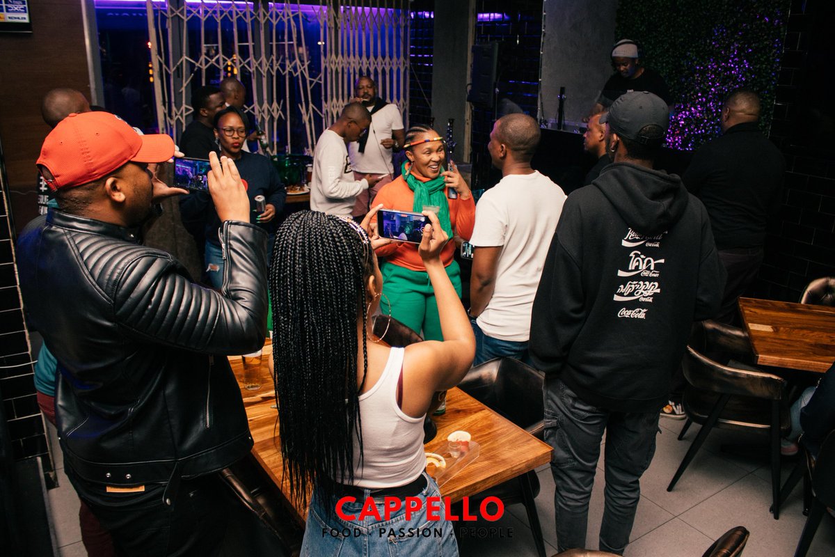 CappelloGhandi's tweet photo. How are you ending your weekend?
Come dine and vibe with @djchristossa & @LadySakhe 🍴🥂
#GrillsMusicAndSips
#SundayVibing
#ThePerfectWeekEND
#CappelloGhandi #Friends
#GourmetLife
#FoodPassionPeople https://t.co/AhqeOT9LRt