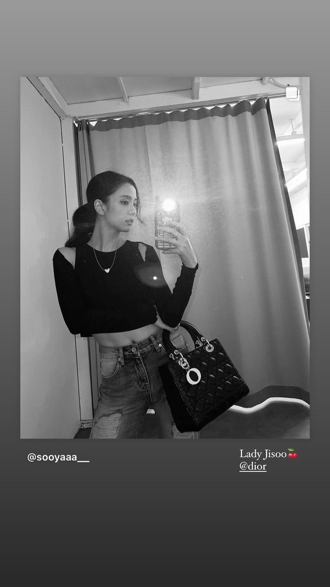 BlinksUr's tweet photo. Jisoo IG story update 081422

"Lady Jisoo🍒
  @.dior"

#BLACKPINK #JISOO https://t.co/tkof6OEYHN