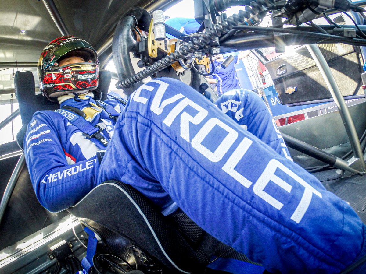 SuperTC2000's tweet photo. Concentración absoluta. En minutos se larga la final del #GPELAION 🏆 https://t.co/R12EVtxXFc