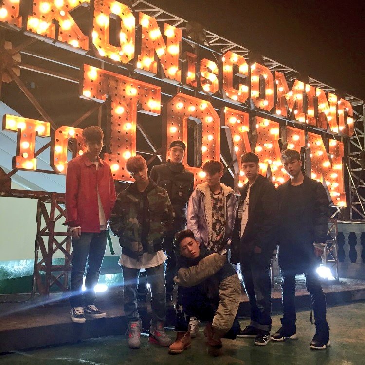 Old but gold photos of iKON and Kim Hanbin