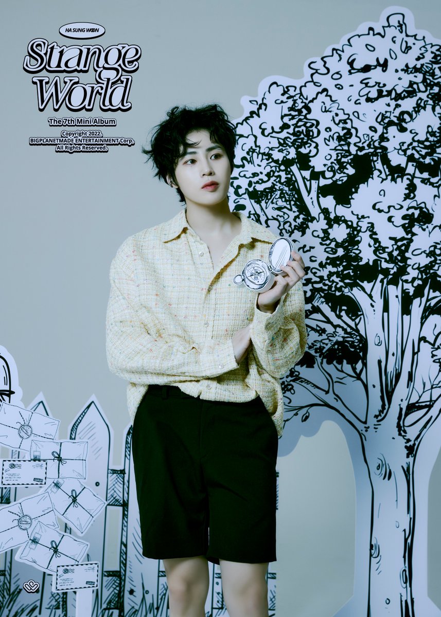 BPM_HSW's tweet photo. 하성운 (HA SUNG WOON)
The 7th Mini Album
'Strange World'

Concept Photo 2 (2D ver.)

2022. 8. 24. 6PM KST

#하성운 #HASUNGWOON
#Strange_World https://t.co/5wjeiNQMYM