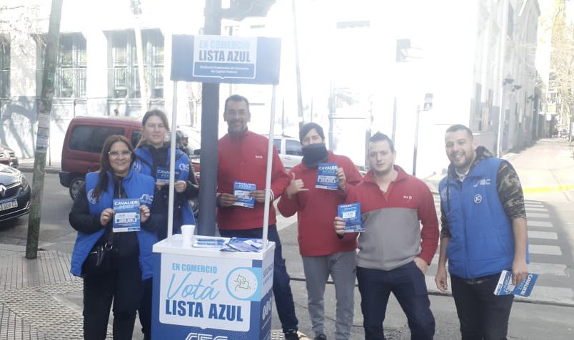 Sabemos que para garantizar derechos, acercar beneficios, es fundamental estar. Por eso siempre elegimos acompañarte, escuchar, es la única manera de seguir construyendo el presente que queremos. 
El 15/9 vota 🗳<a href="/ListaAzulSEC/">Lista Azul SEC</a>💙 
<a href="/CarlosPerezSEC/">Carlos Pérez</a> <a href="/Sergio_OrtizOk/">Sergio Ortiz</a> <a href="/sabriparedessec/">Sabrina Paredes</a>