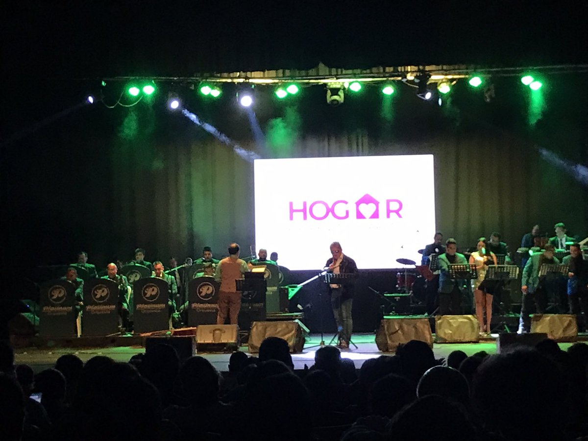 DavidLelliottUK's tweet photo. Gracias @HogarPadreVito y @PlatinumOrquest por un concierto increíble de música británica anoche. Felicidades a todas las personas involucradas! https://t.co/HjNNEvgUxB