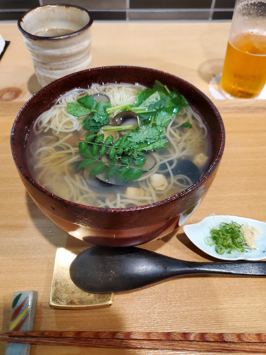 marumarugamech's tweet photo. 久しぶりのひとり旅in奈良✨️✨️

風情があり奈良は癒しの地でした✨️
食べ物も美味しくて、ホント最高😊

また行きたい🎵

#奈良　
#旅行
#ひとり旅
#奈良公園 https://t.co/GU81t0WSLJ