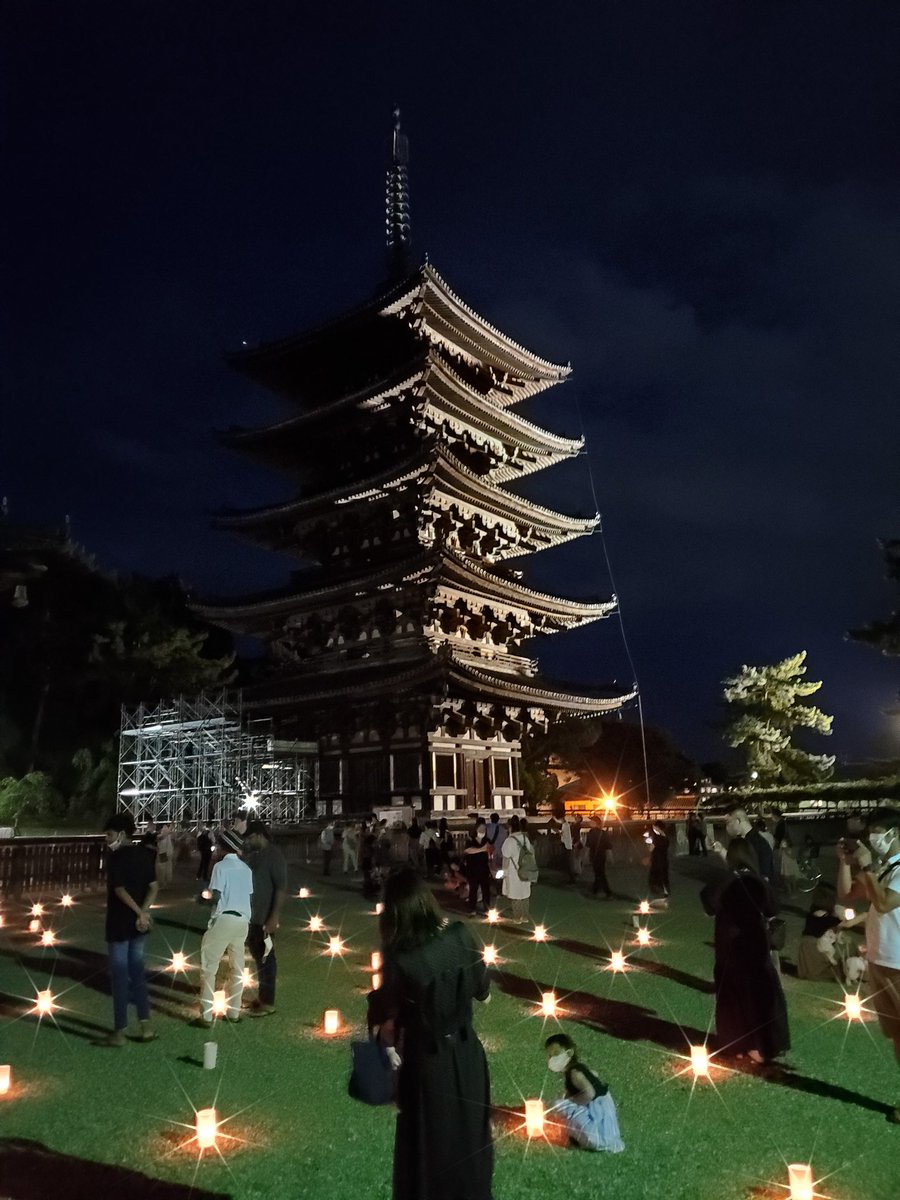 marumarugamech's tweet photo. 久しぶりのひとり旅in奈良✨️✨️

風情があり奈良は癒しの地でした✨️
食べ物も美味しくて、ホント最高😊

また行きたい🎵

#奈良　
#旅行
#ひとり旅
#奈良公園 https://t.co/GU81t0WSLJ
