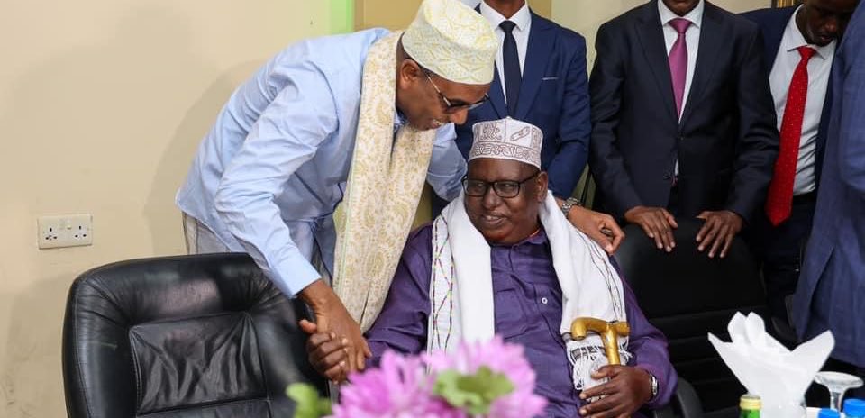 mudullood's tweet photo. Shiribka maanta: 

“Wasiirkii waajib qaadayoow, Wax kasta wadankaa ka weyn” https://t.co/SFGCqQvpDp