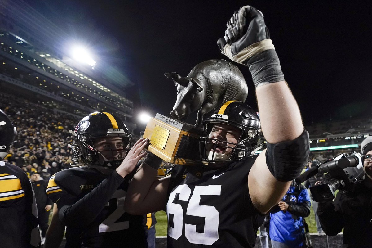 SlaterKinnick_'s tweet photo. 20 days until Iowa football

Iowa is 20-0 vs Nebraska, Iowa State, and Minnesota since 2015 https://t.co/GIWLDBoQ5Z