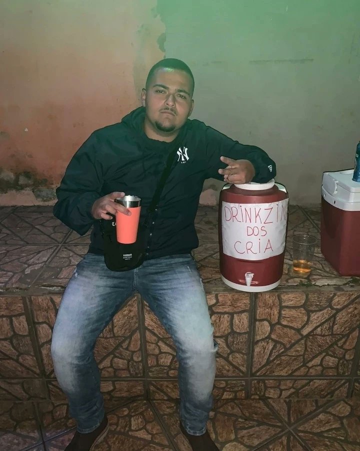 AlexJuniorBFR's tweet photo. Deixa eu marolar
De rolé mec com os cria, noite vira dia. https://t.co/43ThQfOlpJ
