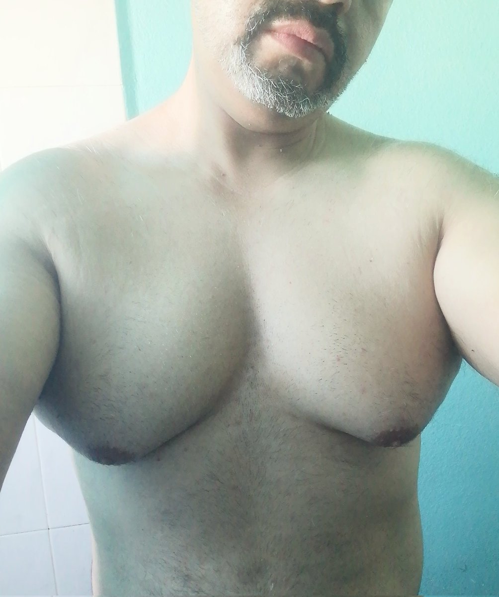 Beartj1's tweet photo. Bear morning #issunday #bearsunday #bearchest #beartits #nearnipples #pinkynipples #readytotouch #adondeendomingo https://t.co/TXfAOQiGOu