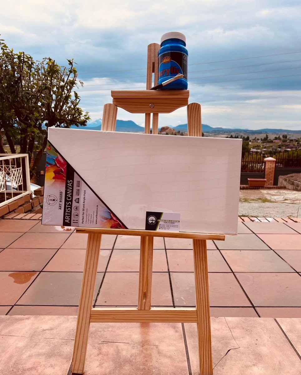 MaxSCorner01's tweet photo. Sundays are for #relaxing and having a great time โค๏ธ
#painting #outdoors #paintingparty #dateideas #brunchtime #brunchdates #creativecorner #family #friends #maxscorner #lesotho #Lstwitter https://t.co/vEBShlXTry