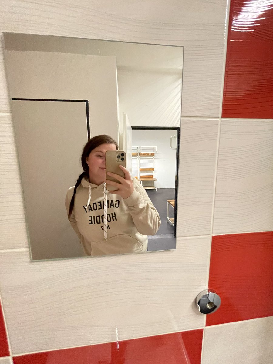 adelctvrteckova's tweet photo. gameday 🤩 #junka 🏒
@sc_kolin https://t.co/SMj4qEBbzF