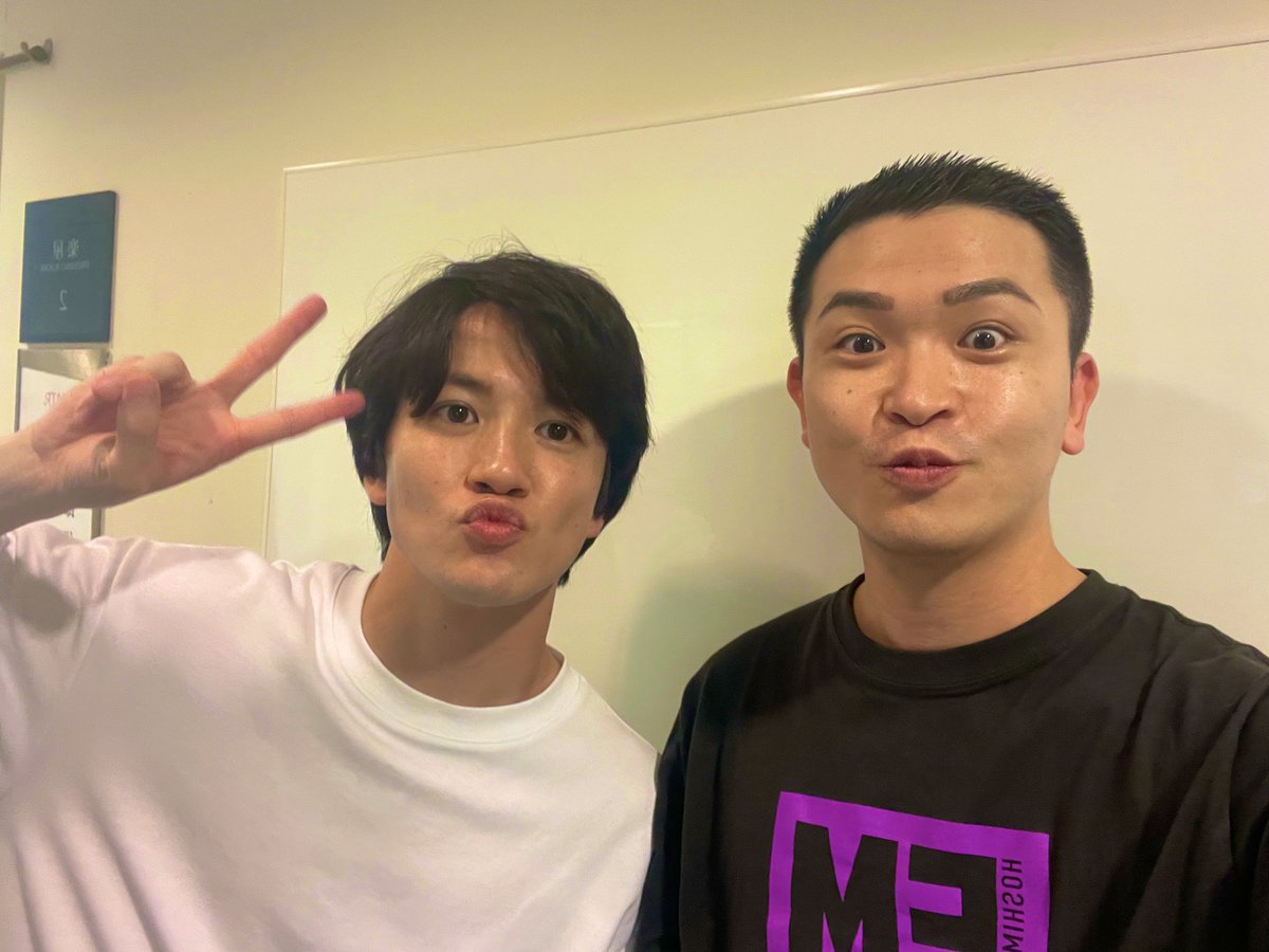 nuhShotI's tweet photo. #舞台ONAIR 全公演が無事終演。ご観劇いただいた皆様、応援してくださった皆様、座組の皆様、ありがとうございました！この舞台が僕の生きる活力でしたし、この作品に触れた皆さんの活力にもなったらいいなあと思います。次にお会いする時まで皆さん、お幸せに！

📷tP8、上島さんトコの子、犬ポスター https://t.co/m5LbgglSZn