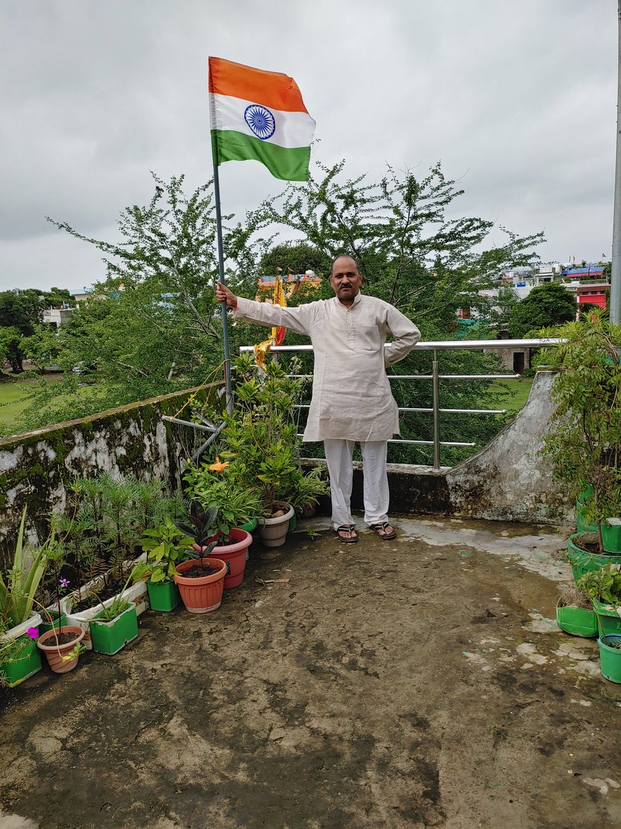 RChoudharyrd's tweet photo. हर घर तिरंगा, वन्दे मातरम।। जय हिन्द।। https://t.co/sdNuaO492e