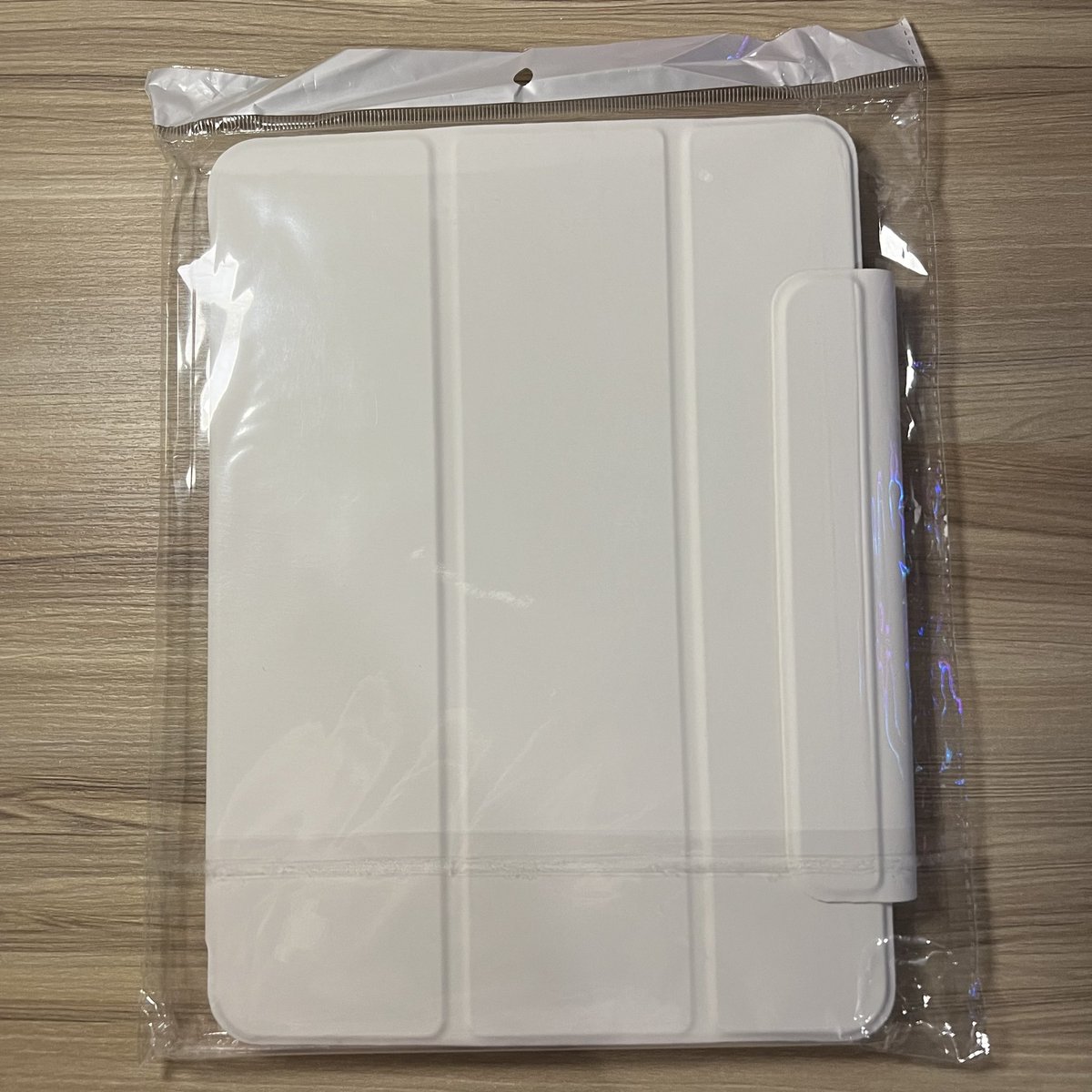 pPinKWorLDp's tweet photo. ส่งต่อ💕Magnet Tri-Fold Case รุ่น Ipad Air4/5 10.9” สีขาว เคสแม่เหล็กมีที่ปิดป้องกันปากการ่วง ของใหม่เลยนะคะ ขาย 290 บาท (ราคาเต็ม 490) #iPadAir5 #iPadเพื่อการศึกษา #ipadcase #caseipad #เคสไอแพดair5 #เคสไอแพดair4 #เคสไอแพด #ส่งต่อเคสไอแพด #ส่งต่อเคสipad #เคสแม่เหล็ก #magnetcase https://t.co/lnqozR4gRt