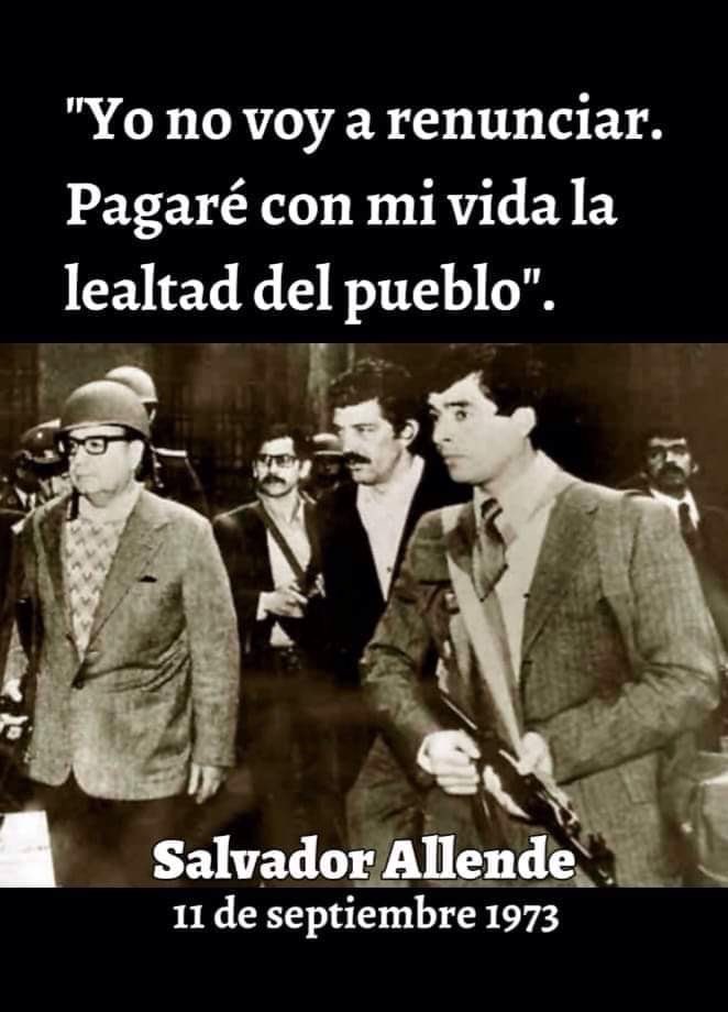 ficoalmaraz0's tweet photo. #Bolivia @LuchoXBolivia @LaramaDavid @wichaser ¿Podemos ver un #Fidel huyendo en lágrimas de #PlayaGirón,a refugiarse #URRSS?!¿Como pueden idealizar cobardes,cual #HuídosEnLagrimas @evoespueblo @GarciaLinera?! Posterior al #CercoUcroNazi a #HeroicaRUSIA,seguirá #InvasiónAmérica. https://t.co/6X2Luz3DRa