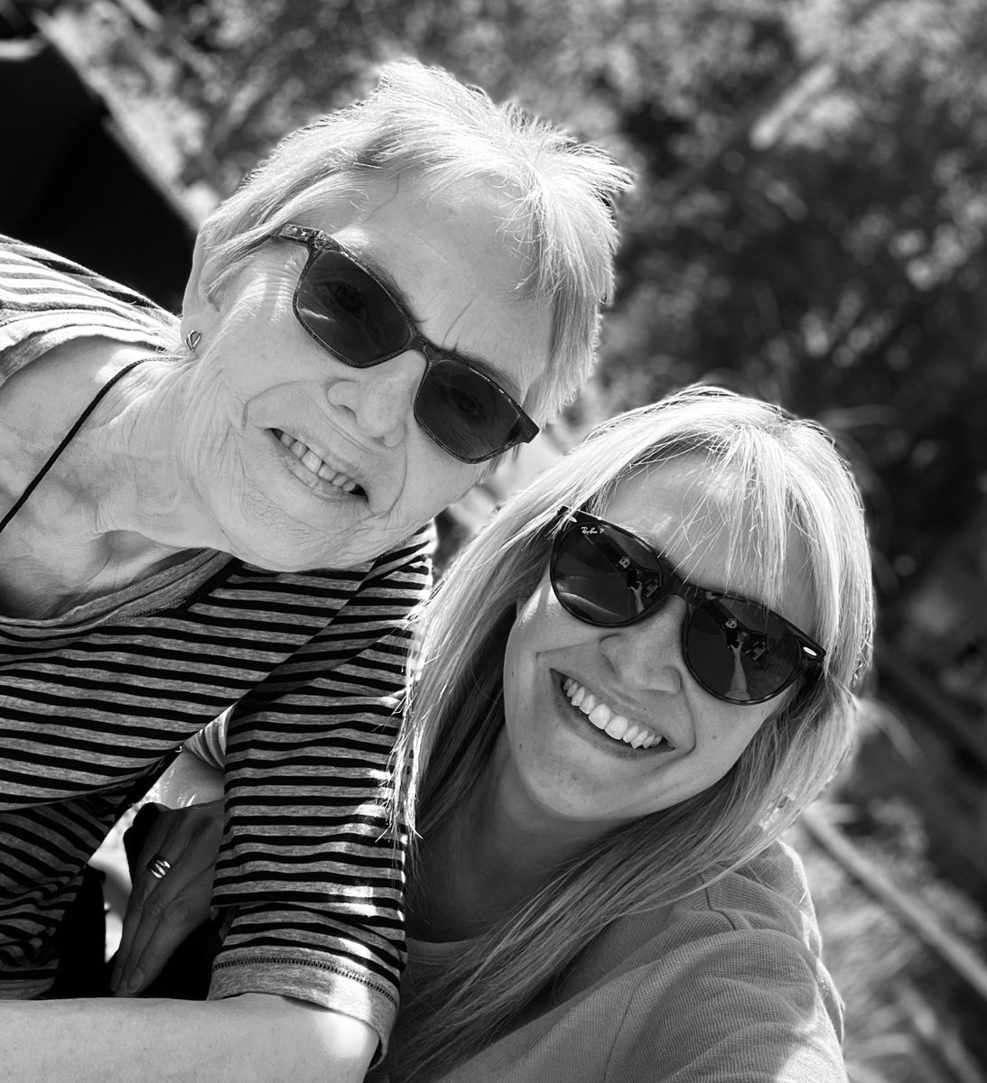 Claire Carter tweet media