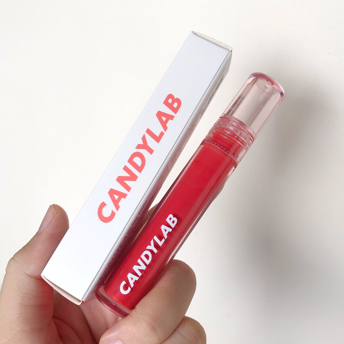 storymheee's tweet photo. ลิป Candylab กูไปสอยมาล่ะ สีสวยมากกก ติดทนนาน ไม่เปื้อนแมส กูยกมงให้เลย สีตรงปกไม่จกตา สีละมุนมากแม่ แต่ตอนนี้มีโปร 1 แถม 1 กูอยากได้อีกแล้ว 55555555 https://t.co/ggS61xmdAJ