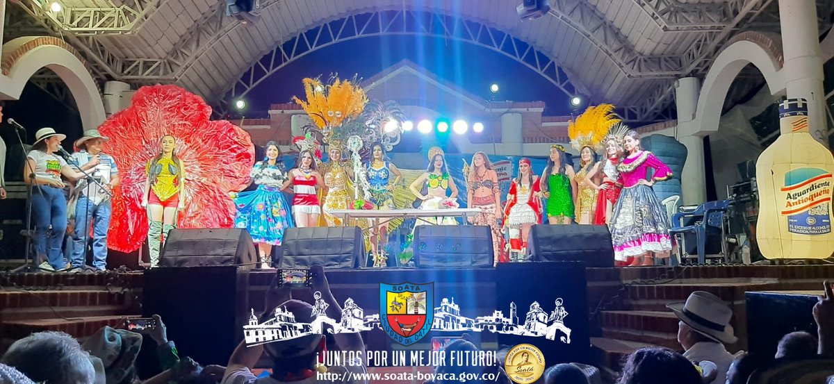 AlcaldiadeSoata's tweet photo. Con amor y orgullo nuestra representante Sami Lorena Camargo Rodríguez y el grupo de Danzas del Municipio de Soatá, engalanaron el Carnaval interprovincial Cacique Chicamocha en el Municipio de Capitanejo Santander, dejando en alto nuestra tierra 💛💙❤🤍. https://t.co/OAjyFFehjy