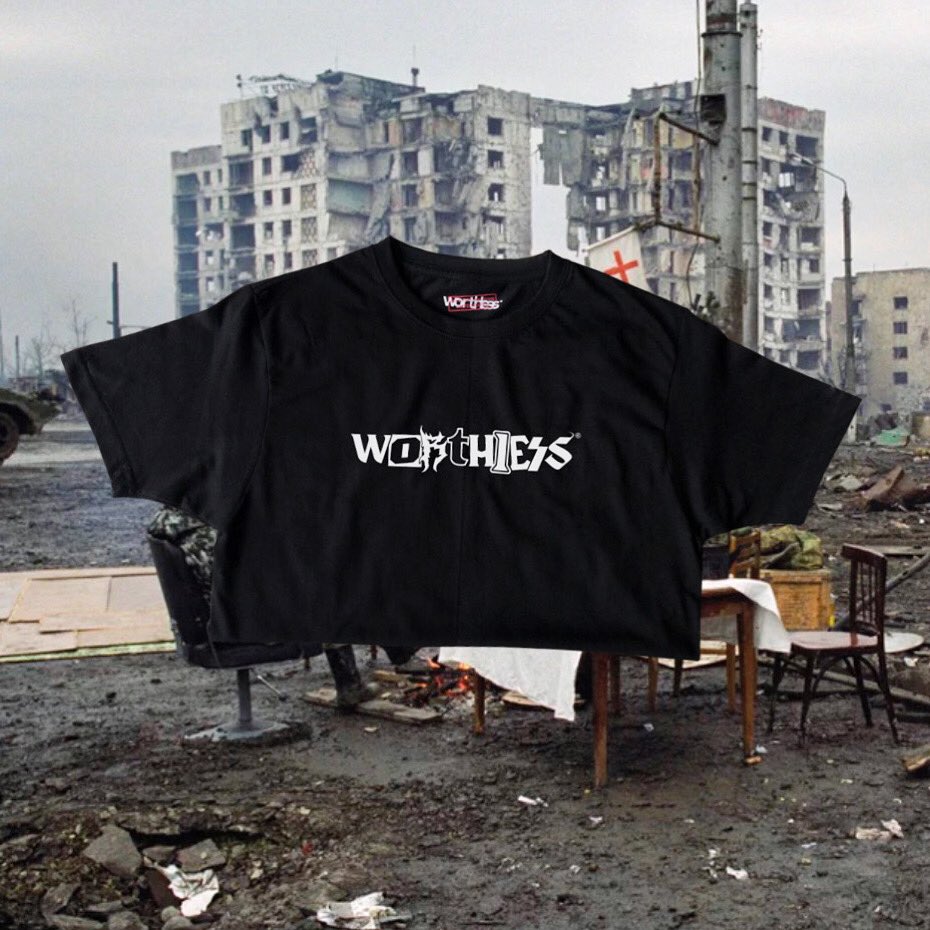 worthlesscloth's tweet photo. Basic Bandit Black 2022
Size Available S M L XL XXL
Hit inbox to order 0179932587

#lokalah #wearworthless #basicbandit #wearblack https://t.co/PdWqp7XMX4