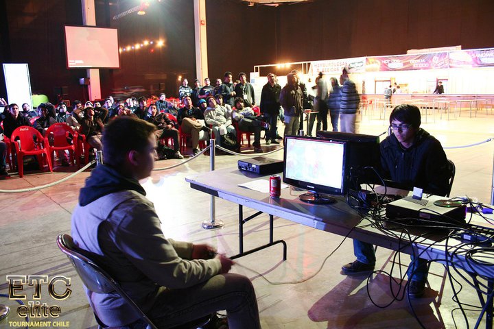 ETCChile's tweet photo. En estas fechas el recuerdo de #WorldCiberGames2011 en #EspacioRiesco #ZonaFighting by @ETCChile
Álbum de fotos:
https://t.co/dKyhsuPINv https://t.co/ISUZSv0W8I