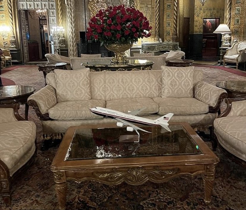 cturnbull1968's tweet photo. Nothing would have given me more pleasure than if the FBI had also confiscated this model of Air Force One that Trump stole from the White House and then displayed at Mar-a-Lago. https://t.co/U7NBCUW9RQ