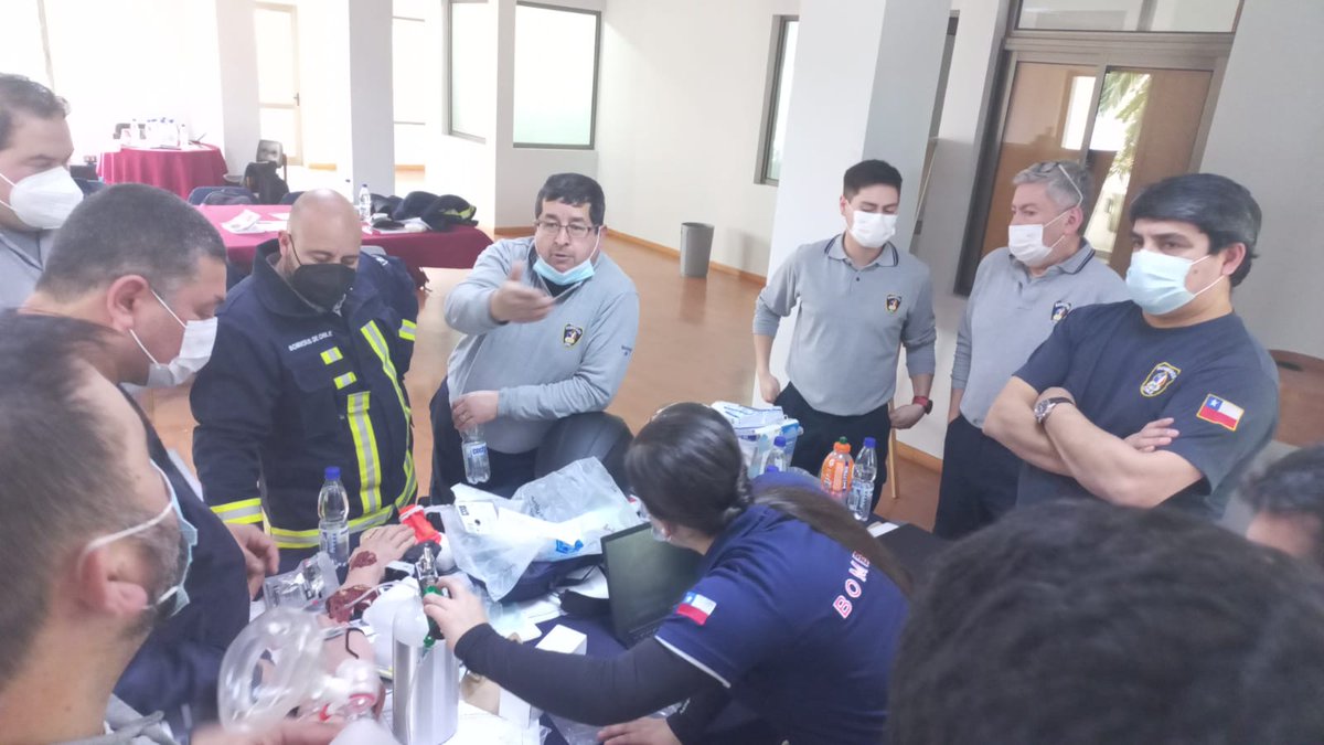 Parte práctica del curso Soporte Vital Básico. Saber para Servir <a href="/ANB_Chile/">Academia Nacional</a> <a href="/BomberosdeChile/">Bomberos de Chile</a> <a href="/csalazaralvarez/">Carlos Salazar</a>