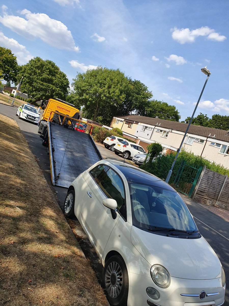 ShardEndWMP's tweet photo. #ShardEnd Officers were out and about on Patrol when they came across this π checks revealed the π hasn't been #Taxed since March.
Vehicle seized and has been Recovered.
#TaxItOrLoseIt
#NotOnMyPatch
#ASaferShardEnd https://t.co/j0QRAf9ihb