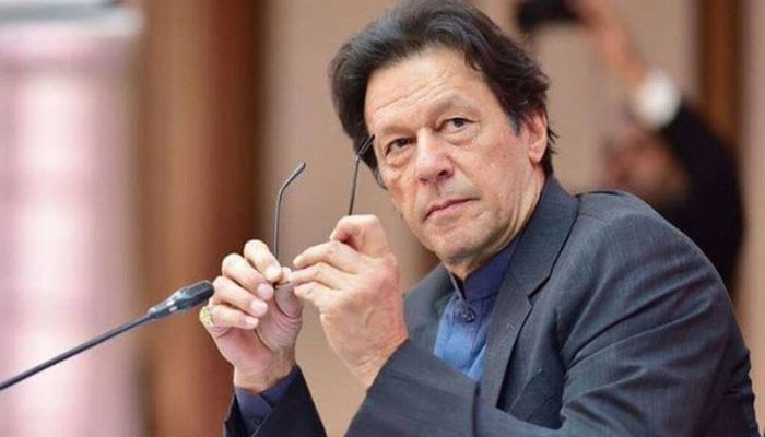 SadiqSajid3's tweet photo. One like for kaptaan
#حقیقی_آزادی_جلسہ https://t.co/6NKtgJp24T
