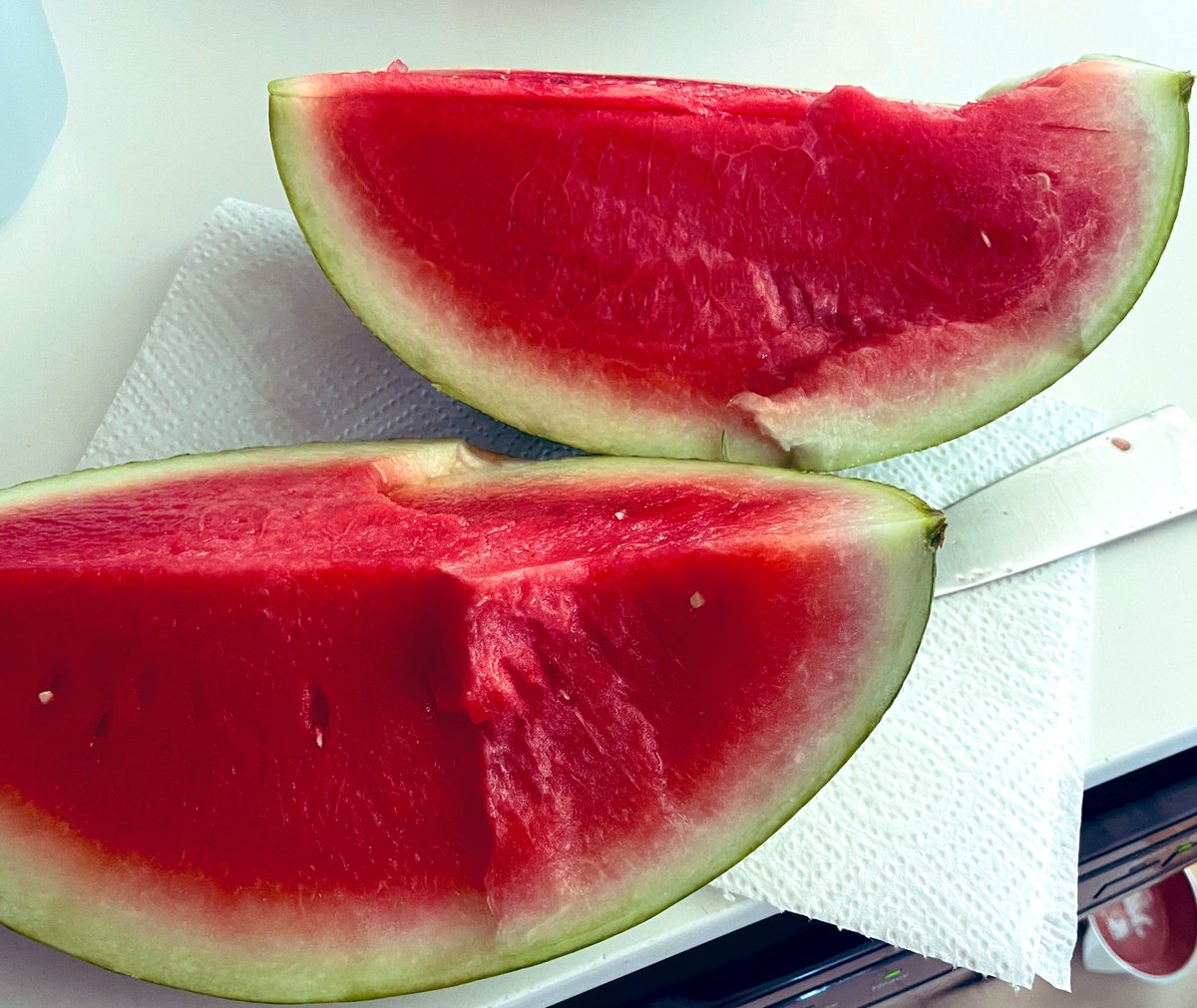 SEStewart5's tweet photo. This is the only food for hot summer days. https://t.co/FvWfjLkTwJ