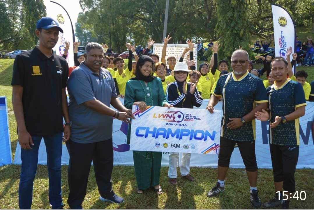 ppbswm_srikandi's tweet photo. Tahniah diucapkan kepada pasukan Pulau Pinang yang telah dinobatkan sebagai JUARA Liga Wanita Nasional Zon Utara.
#PPBSWM
#PersatuanPemainBolaSepakWanitaMalaysia
#LWN2022
#LigaWanitaMalaysia2022
#bolasepakwanitaMalaysia https://t.co/b6dRVYBOtS