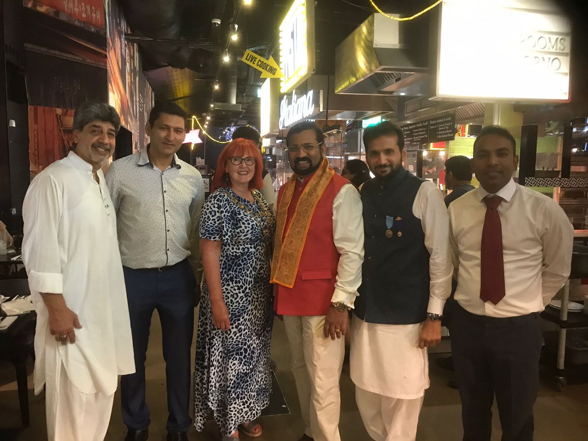 brislordmayor's tweet photo. Delighted to be asked to speak at the first Bristol India Pakistan lunch. Thanks to @TomAditya, who organised it on behalf of the Bristol Multi Faith Forum.
#PakistanAt75 🇵🇰 #IndiaAt75 🇮🇳#BristolMultiFaithForum https://t.co/KXyncKr1in
