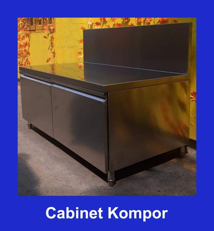 Cabinet Kompor