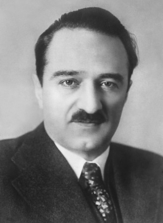 Bot_Revolutions's tweet photo. Notre révolutionnaire du jour est Anastase Mikoïan. Cliquez sur ce lien pour en savoir plus : https://t.co/dnGPyb9Vdg #wikidata #BotRevolution https://t.co/m6JZNJCahn