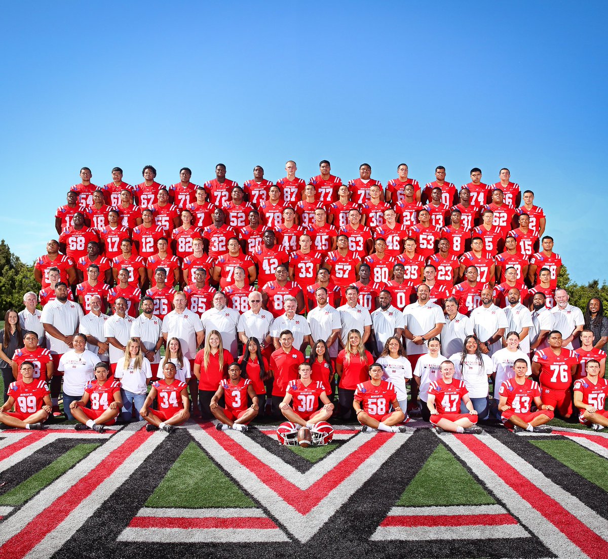 MDFootball's tweet photo. Introducing the 2️⃣0️⃣2️⃣2️⃣ Monarchs 🦁
The season kicks off THIS FRIDAY vs West (UT) at the Bowl 🏟 See you there, Monarch Nation!
\|/ https://t.co/LEnx2RuLMN