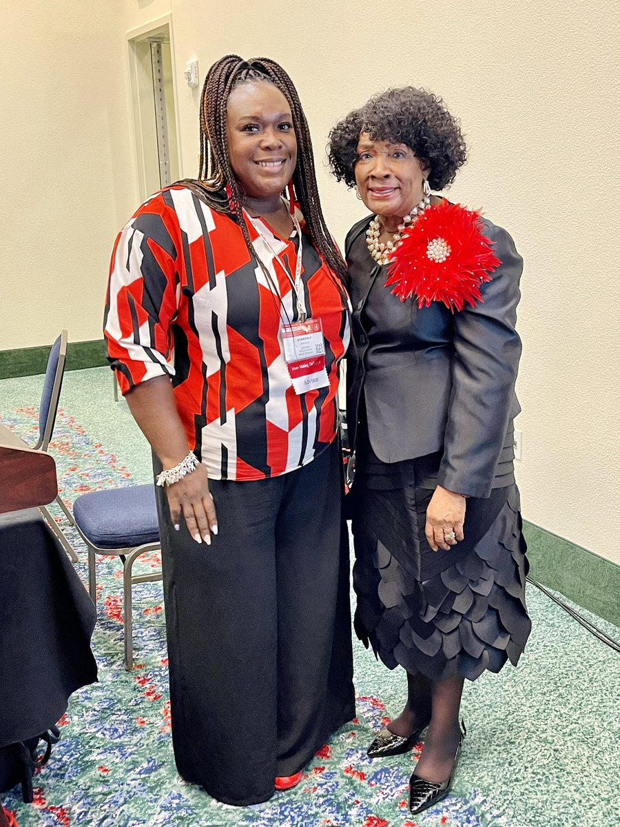 MsArkadie's tweet photo. ๐บThe 2022 Southwest Regional Conference is a wrap. I was so inspired and canโt wait to serve the community as an alumnae committee Co-Chair and a member of the collegiate Advisory Council! ๐บ #SWRC2022 @dstinc1913 https://t.co/uxRA3bFm5U