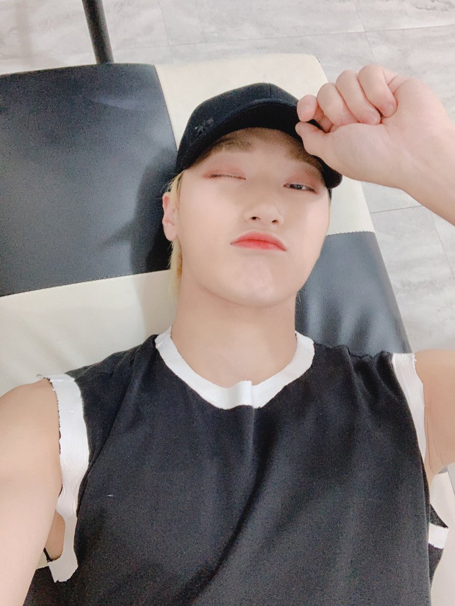 ATEEZofficial tweet picture