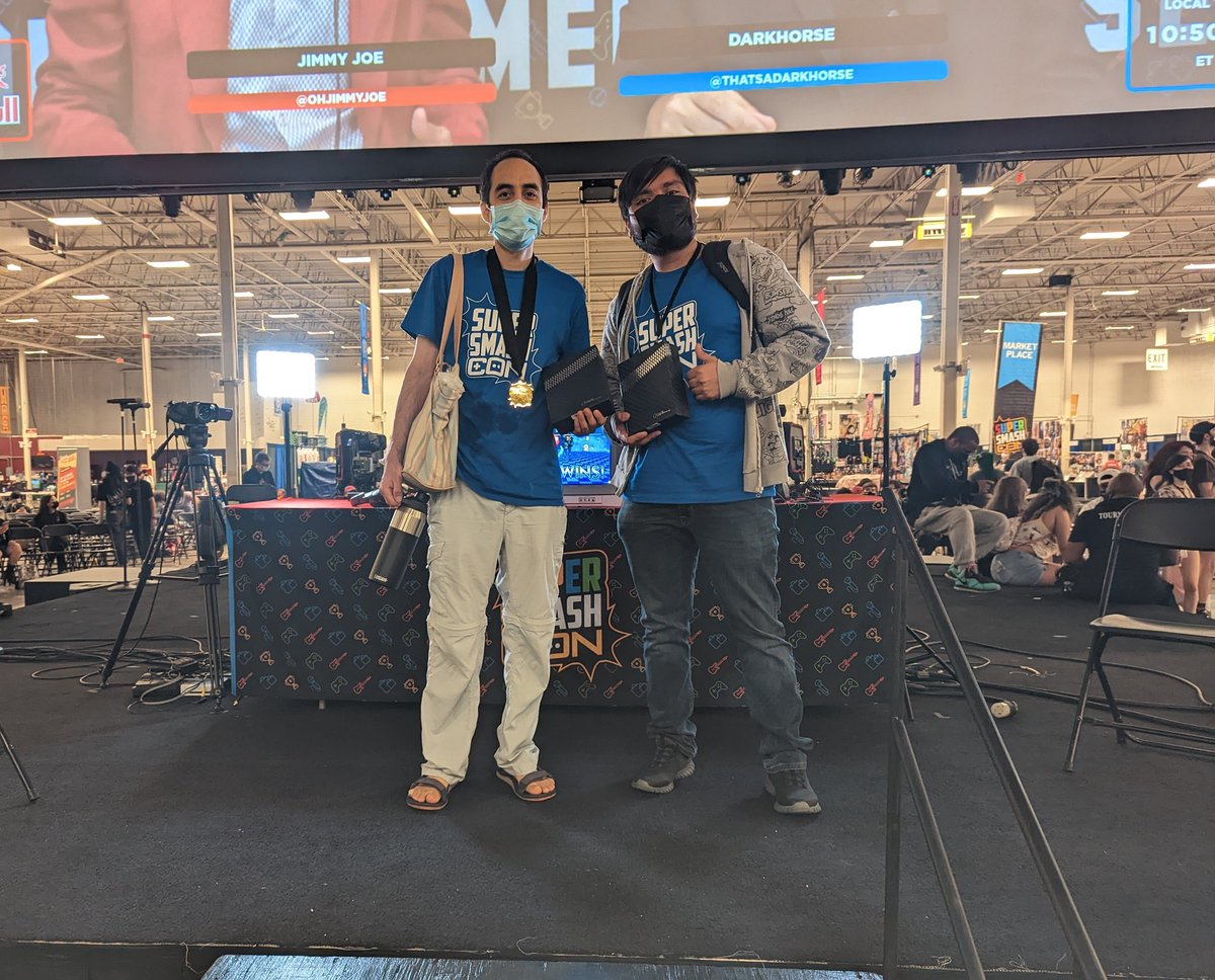 Won teams with Isai.
2nd in combo contest
We...don't talk about singles LOL