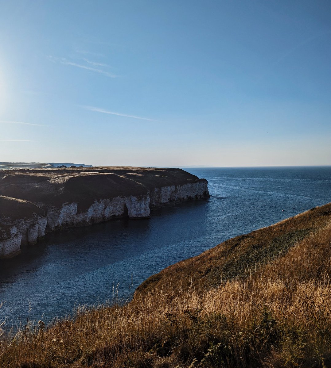 sdzoology's tweet photo. I've slowly been getting back into photography again... A couple snapshots of the Yorkshire Coast #Flamborough #GooglePixel6 #NaturePhotography https://t.co/wep0dTJsV0