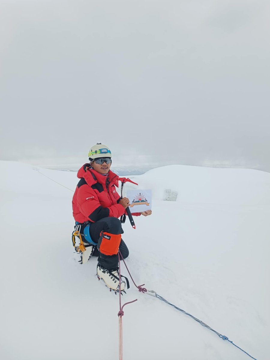 kutungtem's tweet photo. Independence day gift for Arunachal.
Bro. Tem Tapung of Taraso circle scaled Kang Yatse 1 (6401 M) at Ladakh. @PemaKhanduBJP  @NatungMama @ArunachalCMO @DcPapumPare https://t.co/xlE05oqU7A