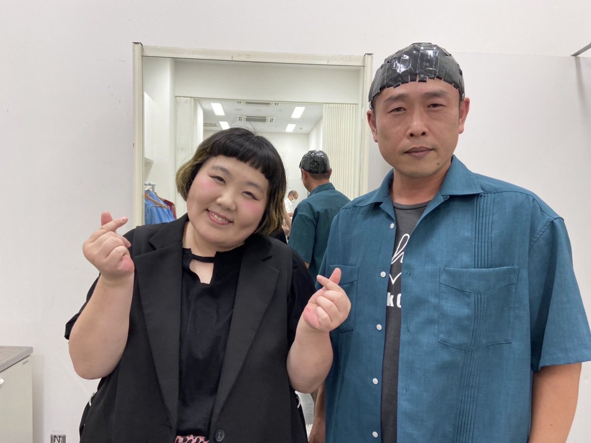 chibanari1024's tweet photo. 8月14日(日)
うす！道頓堀クラス無事終了！楽しかったのひと言につきる。藍ちゃんありがと！ライラもりすけまりこ裕多和田太田松浦ちゃんくんありがとう！紅しょうが津田くんありがと！スタッフの皆様ありがと！烏川さん須知さんあざしたっ！！そして観にきてくれた皆様どうもありがとう！ビバ新喜劇！ https://t.co/9pExZfw7wb