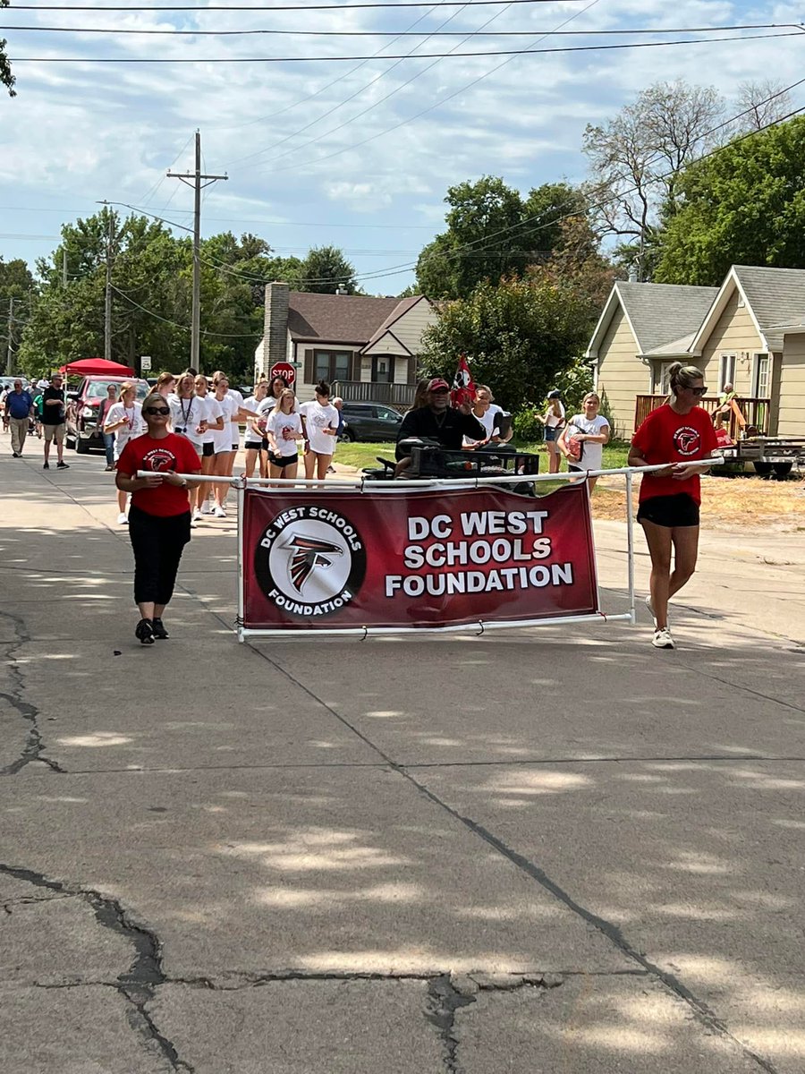 DCWSchoolsFdn's tweet photo. The Foundation had a great time celebrating #ValleyDays this weekend!
Thank you to those who came and supported the dunk tank. And a HUGE thank you to Dr. Kerns, Mr. Knott, Mrs. Giles, Mr. Koile, Mr. Donner, Mrs. Listenberger and Dr. Hinrichs for getting dunked! #DCWestRocks https://t.co/w2nNYzafHn