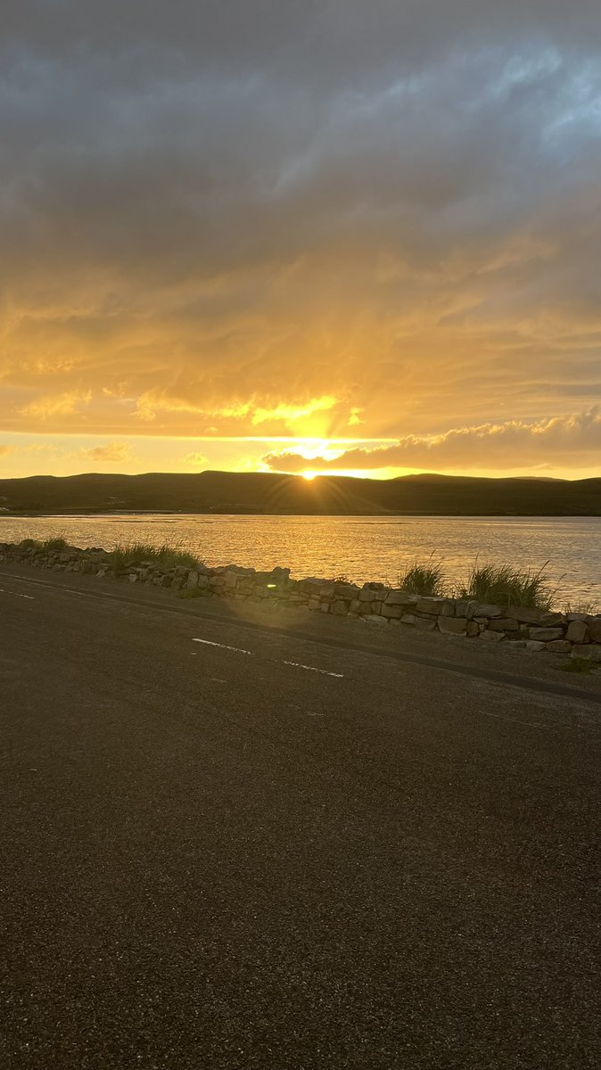 shafiyev_samir's tweet photo. I need more of these views…….

#UK #Scotland #Highlands #NC500 https://t.co/hvOmBBnq5w