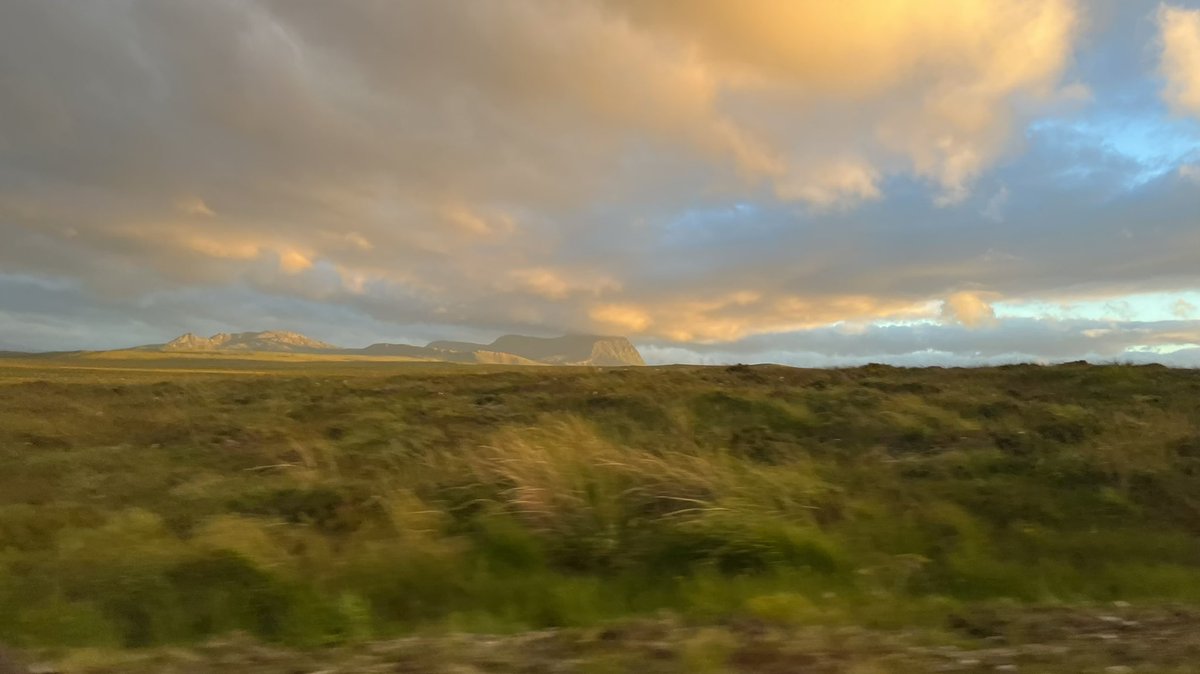 shafiyev_samir's tweet photo. I need more of these views…….

#UK #Scotland #Highlands #NC500 https://t.co/hvOmBBnq5w