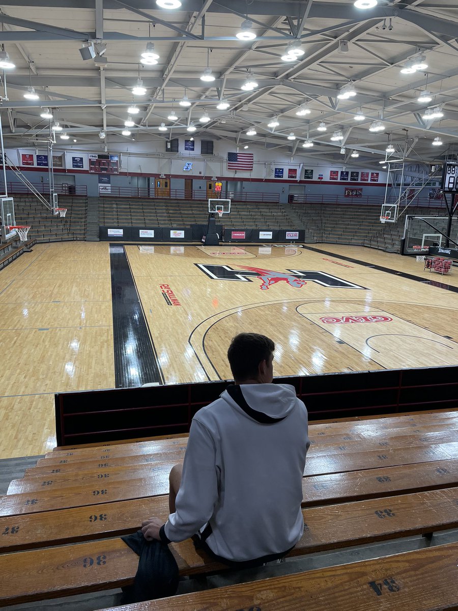 Thank you to <a href="/UIndyMBB/">UIndy Men’s Basketball</a> for a great day at camp today