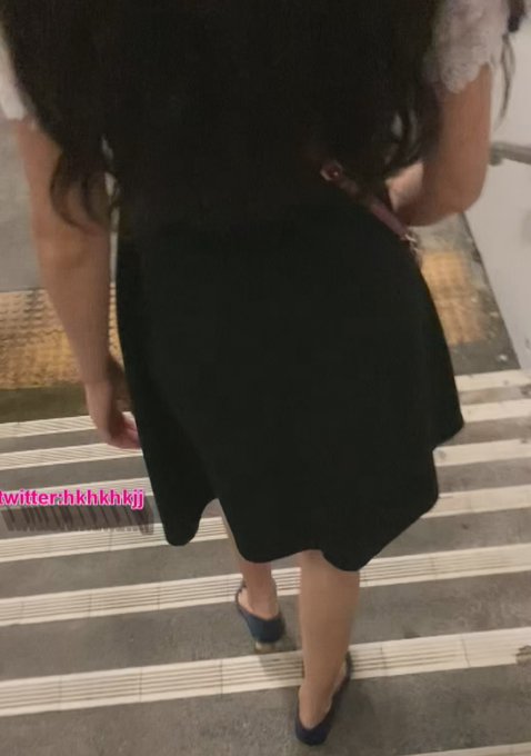 出山再戰 #5 雨天膠鞋  大雨不斷,不過跟蹤美女當然不能就此罷休! 找到獵物當然要嘗試拚一拚運氣, 最愛這類淫賤OL,真的讓人激動~ 看到這鞋果斷帶到樓梯射滿它💦  預覽片 : https://t.co/G0mQ6l9bHh  #扫楼<a href="/tag/%E5%8E%9F%E5%91%B3"class="tags"><span>#原味</span></a><a href="/tag/cumonshoes"class="tags"><span>#cumonshoes</span></a><a href="/tag/%E6%81%8B%E8%B6%B3"class="tags"><span>#恋足</span></a><a href="/tag/%E5%B9%B3%E5%BA%95%E9%9E%8B"class="tags"><span>#平底鞋</span></a><a href="/tag/%E6%89%AB%E6%A5%BC"class="tags"><span>#扫楼</span></a><a href="/tag/%E6%89%93%E8%83%B6"class="tags"><span>#打胶</span></a><a href="/tag/%E5%B0%84%E9%9E%8B"class="tags"><span>#射鞋</span></a><a href="/tag/cumflats"class="tags"><span>#cumflats</span></a>