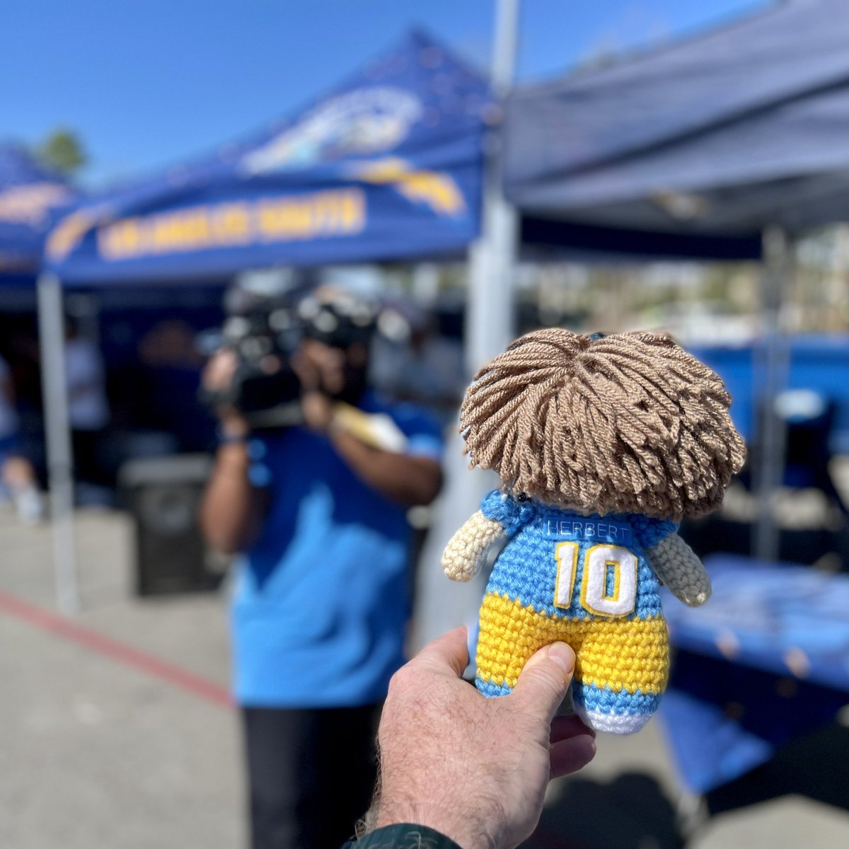 BoltVox's tweet photo. Lil Herbert, although already famous rocked the @diehardboltclub tailgate on #ThunderAlley and #Section121 front row last night @SoFiStadium! Heard he made the @chargers website & TV! One photo courtesy of the Chargers. @karenluvssports @YetiOrKnot @DhbcOc @jparis_sports https://t.co/3mF817DGSx