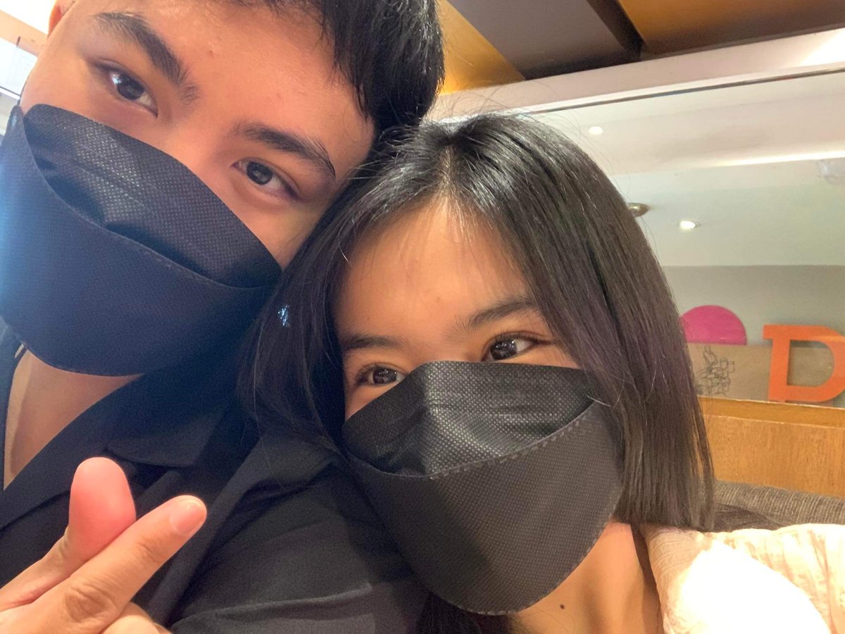 httpdenese's tweet photo. Already found my home. Thank you for making me the happiest and luckiest person in the world @heliyyahu. Here's to making more memories with you hehe i love you 🥺💗 https://t.co/5ROIqzfIZ4