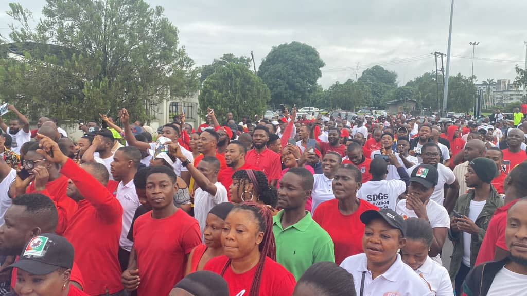PeterObi's tweet photo. To the millions of young people in our country who have continued to advance the cause of our OBIdient Movement, I say Thank you. https://t.co/TVHPn70ewV