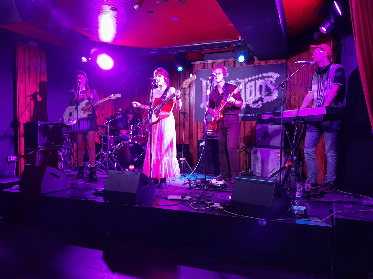 chunky66's tweet photo. Great gig from Last Apollo last weekend, at 'We've Only Just Begun' festival, in Whelan's, Dublin.
@_last_apollo_ #LastApollo
#WOJB #WOJBFestival #WOJB22 #Whelans #Dublin #Music #LiveMusic #Gig #Gigs
@WOJBFestival @whelanslive @RTE2fm @MindingCreative @IMROireland https://t.co/5j4YNLzDqf