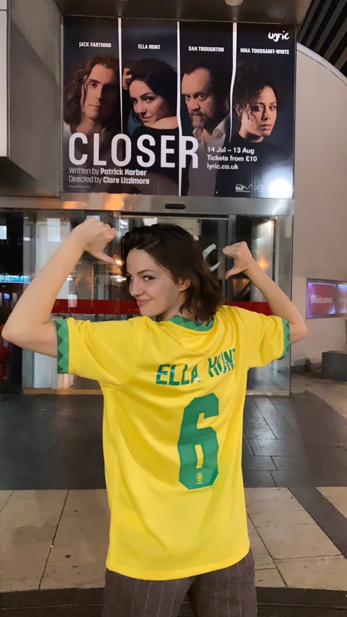 Cheap calça branca com blusa amarela Sale, image size:675x1200